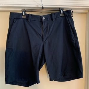 Lululemon size 34 men’s shorts